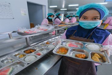 Mengelola Ambisi Menyelamatkan Negeri